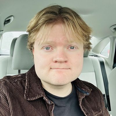 Adam, 30
