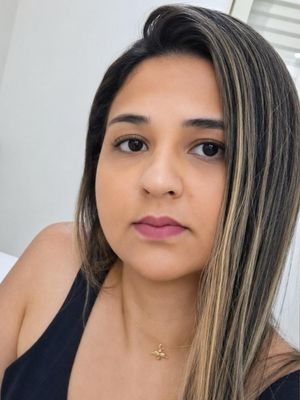 Renata, 28