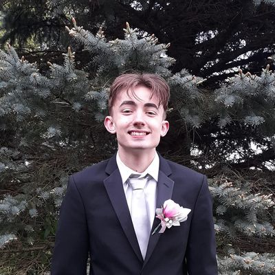 Ethan, 20