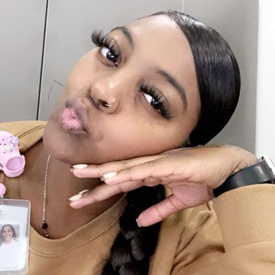 Kamyah, 23