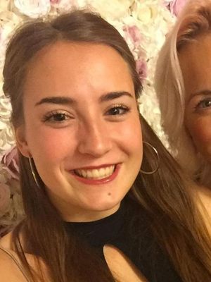 Kate, 28
