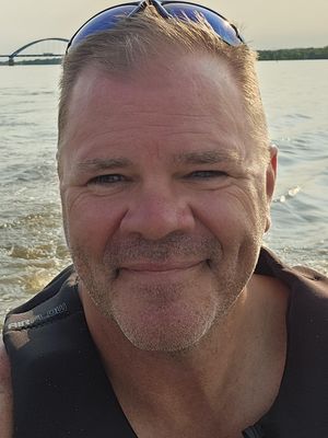 Dan, 56