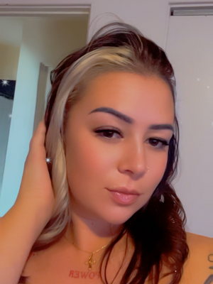 Hayley, 31