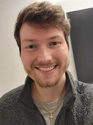 Zach, 26