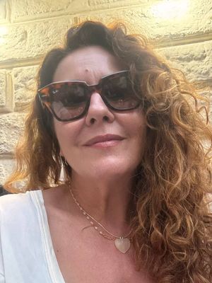Esther, 48