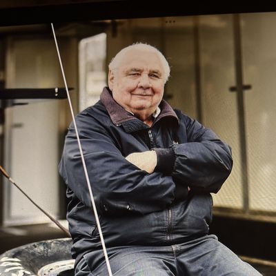 Ron, 80