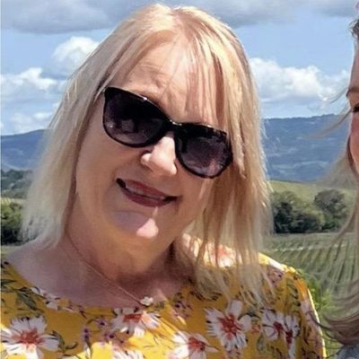 Deborah, 58