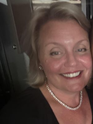 Amy, 47