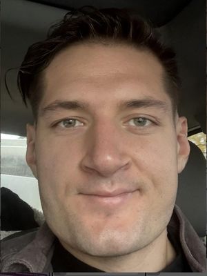 James, 28