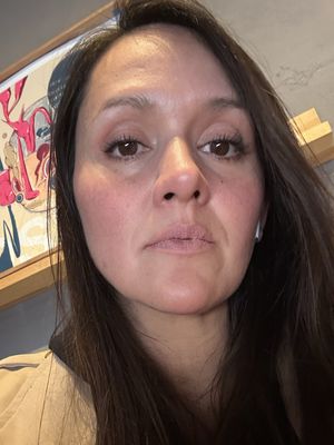 Ana, 42
