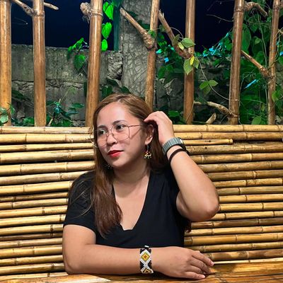 Fatima, 30