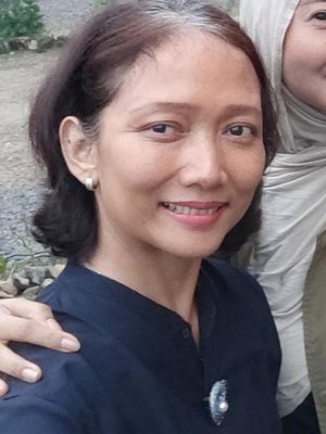 Lola, 47