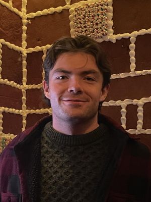 Declan, 22