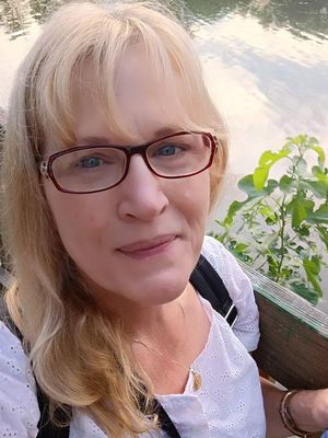 Jennifer, 67