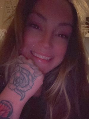Olivia, 28