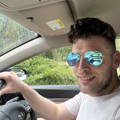 Ryan, 32