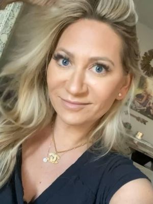 Silvana, 34