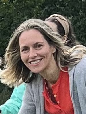 Steph, 47