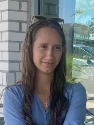 Caterina, 23
