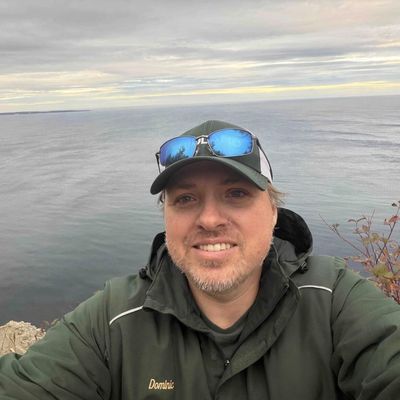 Dominic, 43