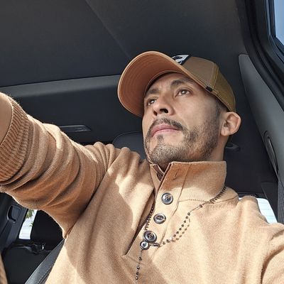 Juanjose, 43