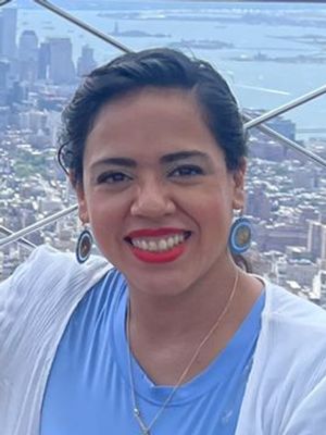 Cecilia, 38