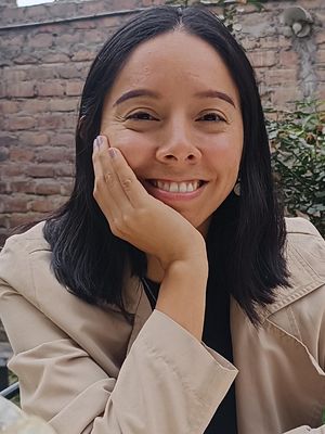 Valentina Raquel, 35