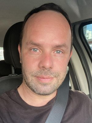 Paulo, 41