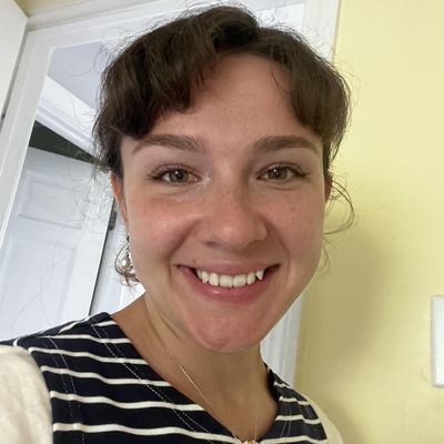 Becca, 24