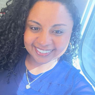Edilene, 43