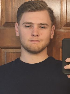 Ben, 24