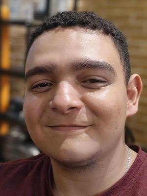 Luis, 23