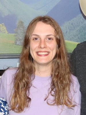 Sierra, 28