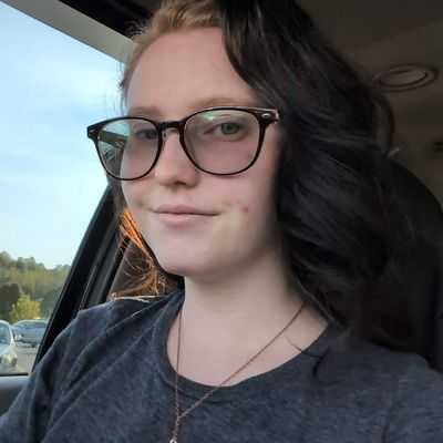 Abigail, 21