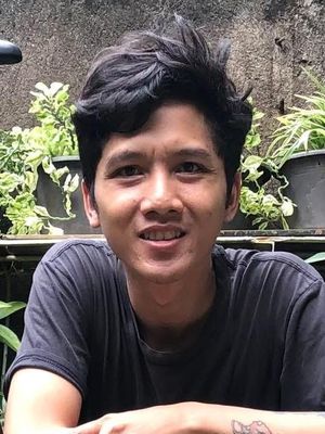 Tobias, 36