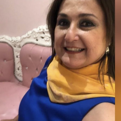 Adriana, 58