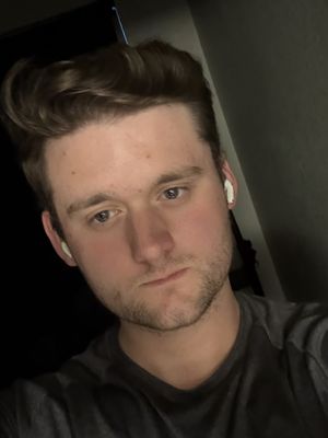 Gabe, 22
