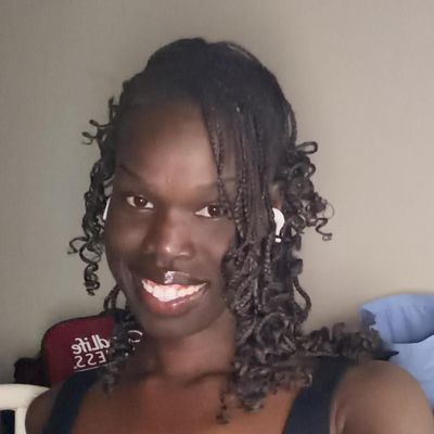 Nisa G, 27