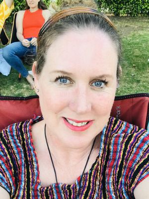 Laura, 49