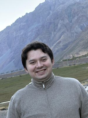 Robert, 25