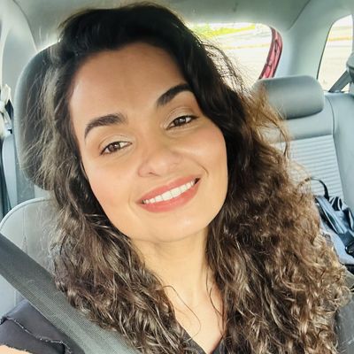 Andressa, 36