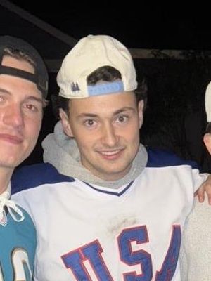 Jack, 22