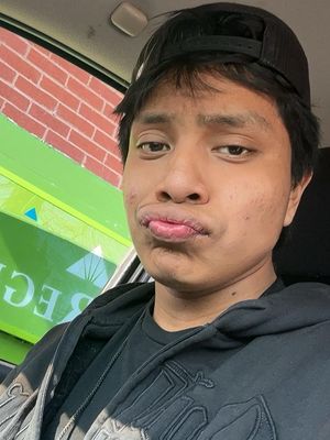 Alex, 26