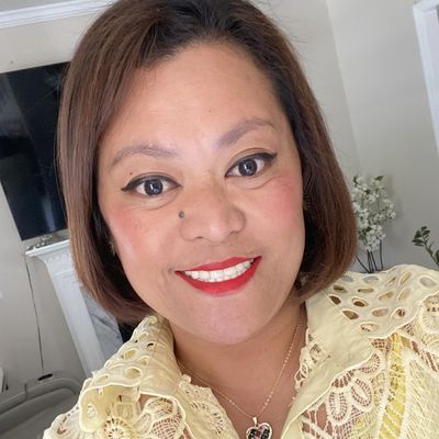 Helen, 47