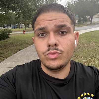 Eduardo, 20