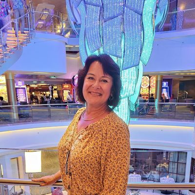 Cindy, 65