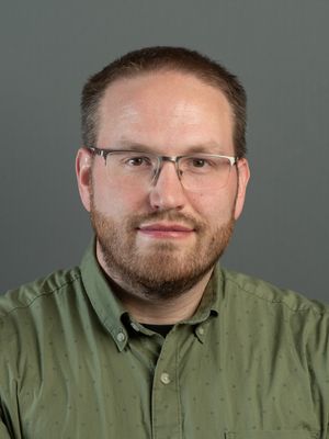 Luke, 34