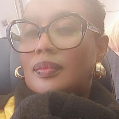 Chinelo, 53