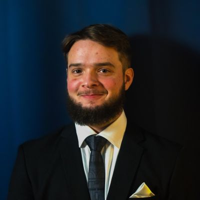 Andrew, 20