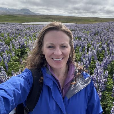 Jennifer, 49